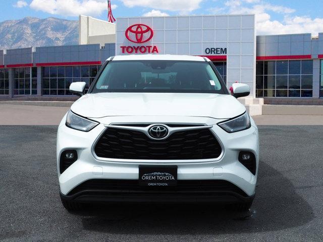 used 2023 Toyota Highlander car, priced at $34,721