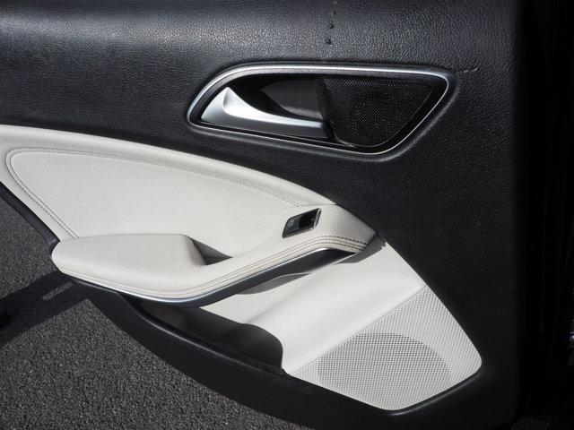 used 2017 Mercedes-Benz GLA 250 car, priced at $14,086