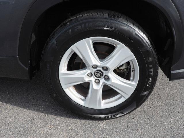 used 2023 Toyota Highlander car, priced at $34,717