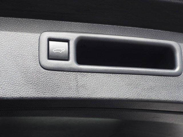 used 2023 Toyota Highlander car, priced at $33,578