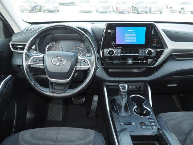 used 2023 Toyota Highlander car, priced at $34,717