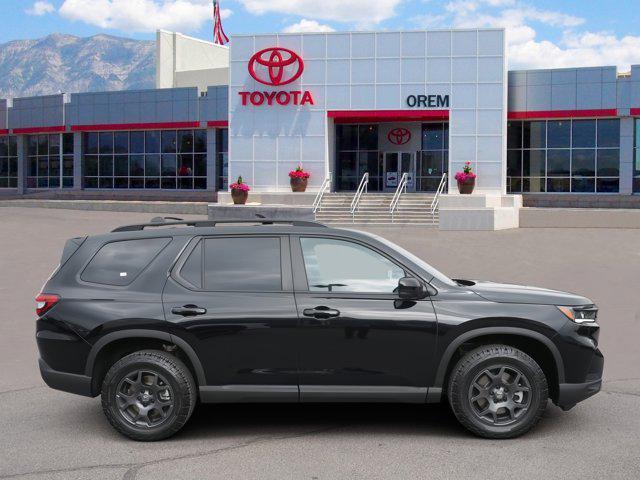 used 2025 Honda Pilot car, priced at $44,733
