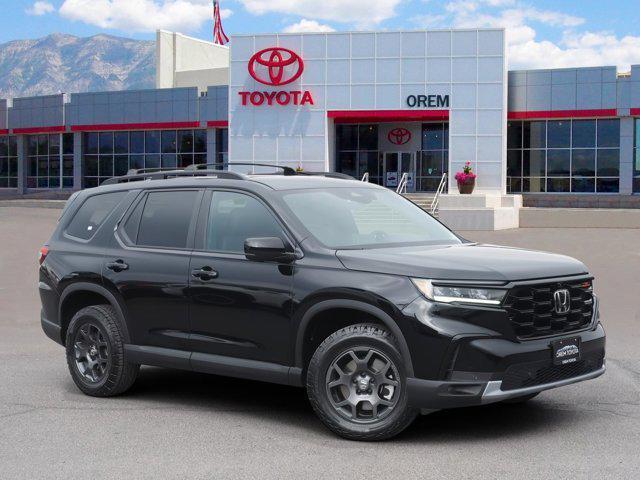 used 2025 Honda Pilot car, priced at $44,733