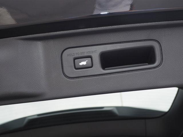 used 2025 Honda Pilot car, priced at $44,733