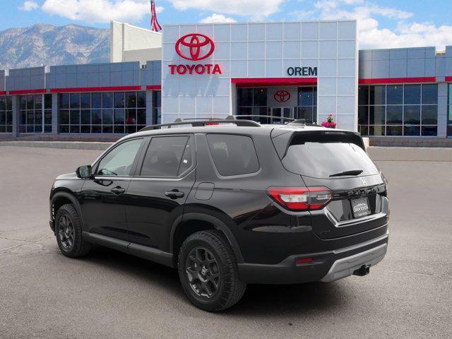 used 2025 Honda Pilot car, priced at $44,733