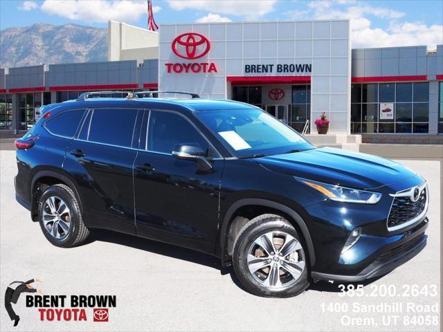 used 2021 Toyota Highlander car, priced at $35,890