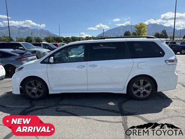 used 2014 Toyota Sienna car, priced at $16,553