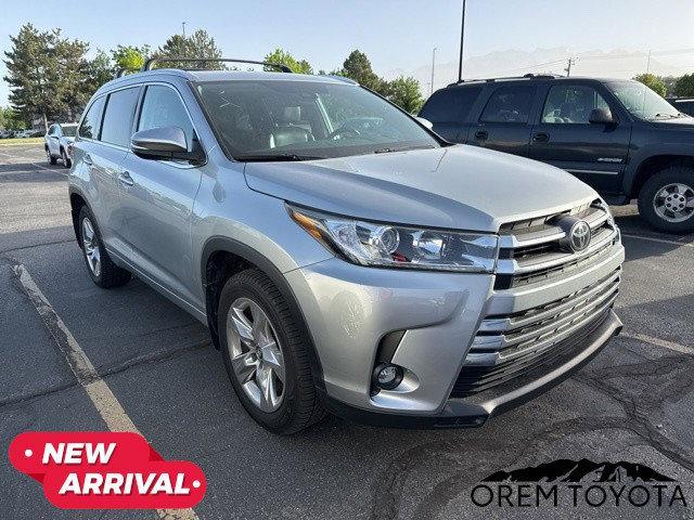 used 2019 Toyota Highlander car, priced at $33,574