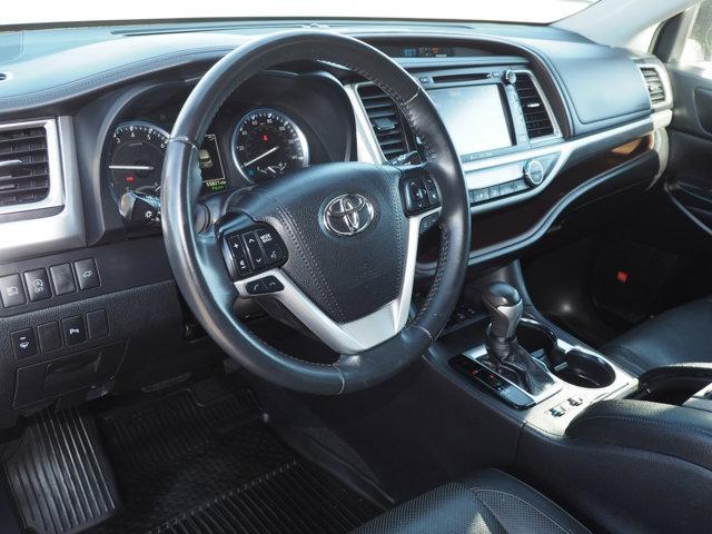 used 2019 Toyota Highlander car, priced at $32,797