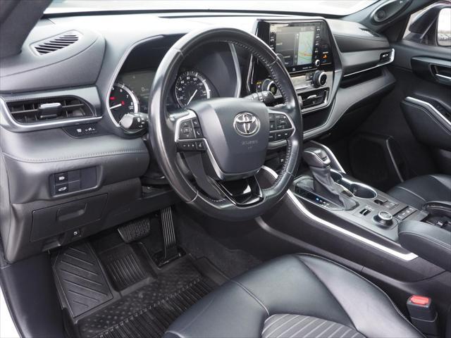 used 2021 Toyota Highlander car, priced at $34,991