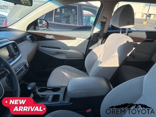 used 2019 Kia Sorento car, priced at $13,008