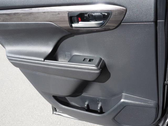 used 2020 Toyota Highlander car, priced at $39,991