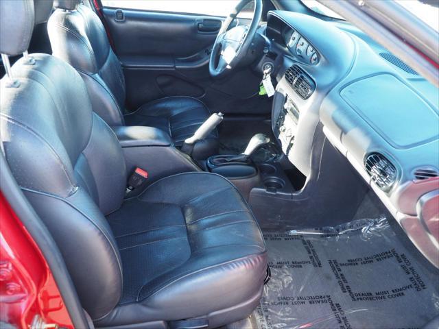 used 2000 Dodge Stratus car, priced at $3,500