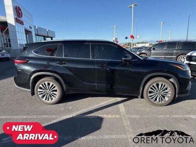 used 2020 Toyota Highlander car, priced at $34,243
