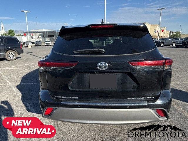 used 2020 Toyota Highlander car, priced at $34,243