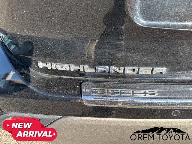 used 2020 Toyota Highlander car, priced at $34,243
