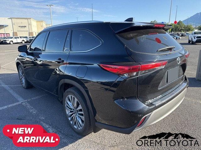 used 2020 Toyota Highlander car, priced at $34,243