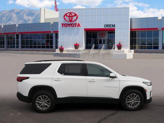 used 2022 Chevrolet Traverse car, priced at $31,063