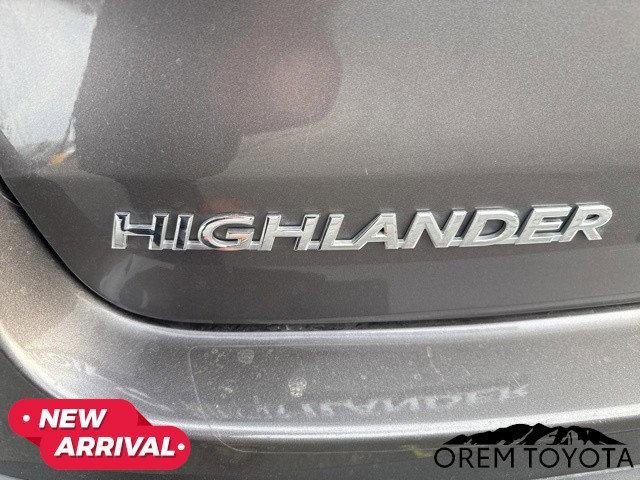 used 2016 Toyota Highlander car, priced at $21,255