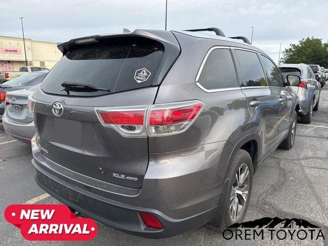 used 2016 Toyota Highlander car, priced at $21,255