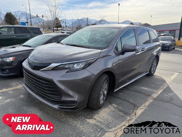 used 2024 Toyota Sienna car, priced at $42,092