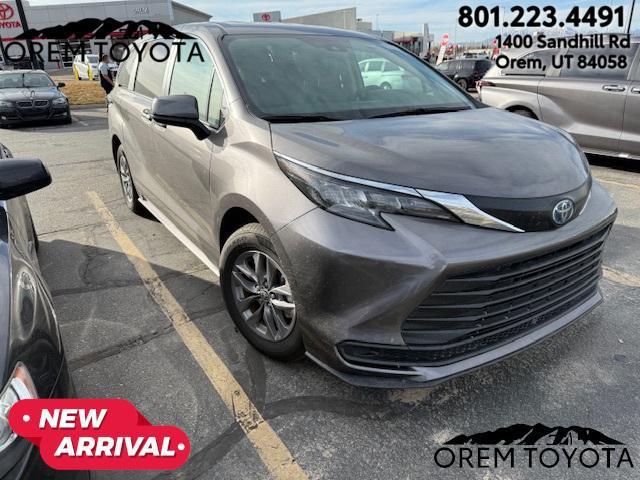 used 2024 Toyota Sienna car, priced at $42,092