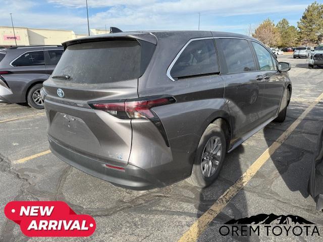 used 2024 Toyota Sienna car, priced at $42,092