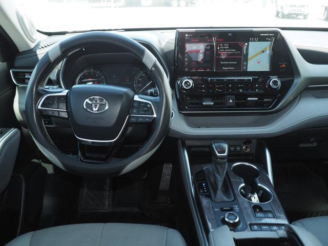 used 2020 Toyota Highlander car, priced at $31,794
