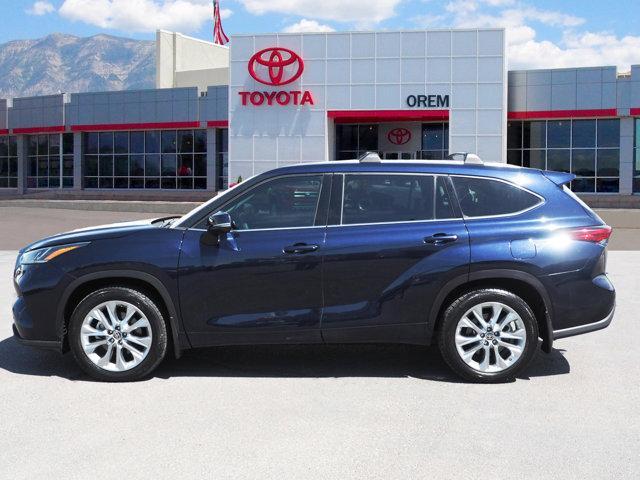 used 2020 Toyota Highlander car, priced at $31,794