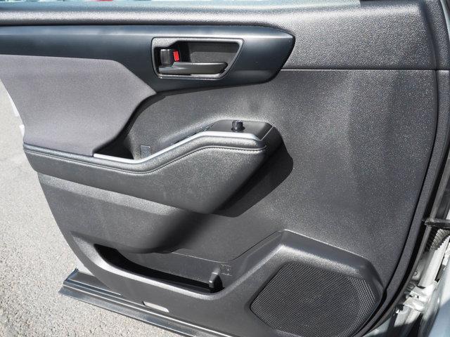 used 2024 Toyota Highlander car, priced at $40,314