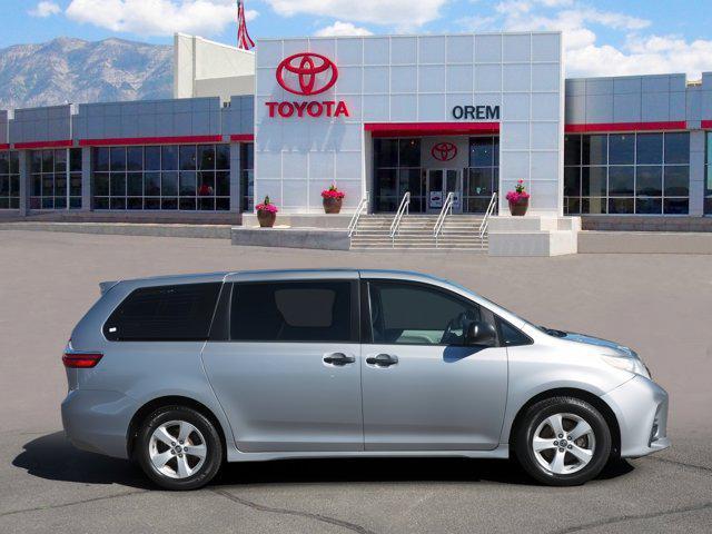 used 2018 Toyota Sienna car, priced at $20,462