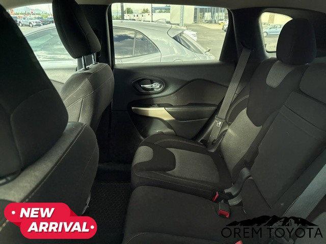 used 2018 Jeep Cherokee car, priced at $13,485