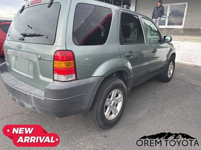 used 2006 Ford Escape Hybrid car, priced at $5,475