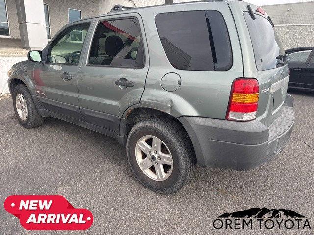 used 2006 Ford Escape Hybrid car, priced at $5,475