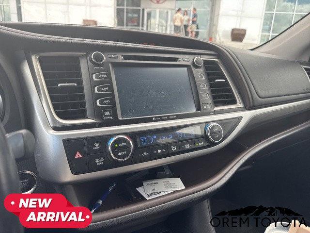 used 2017 Toyota Highlander car, priced at $27,348