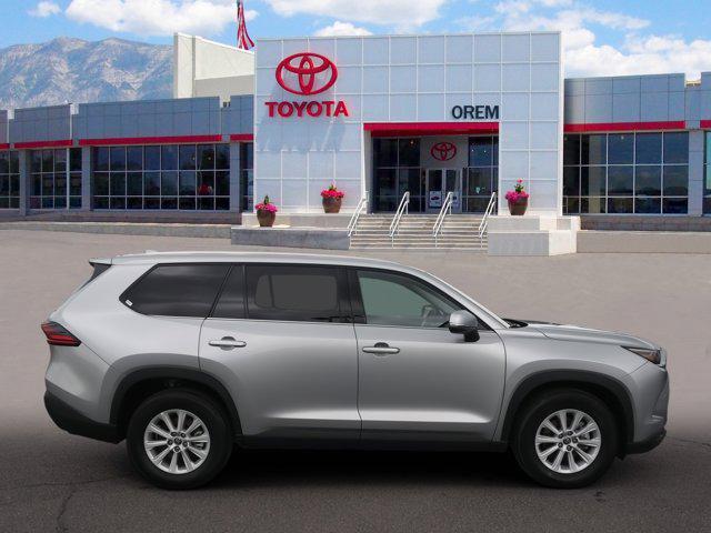used 2025 Toyota Highlander car, priced at $53,373