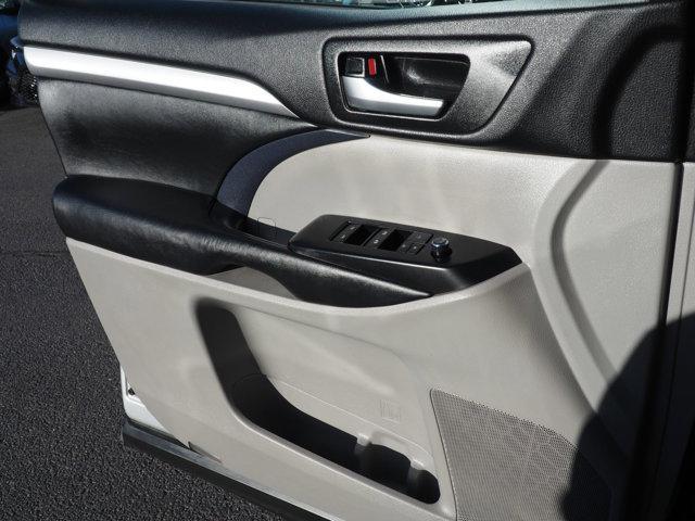 used 2018 Toyota Highlander car, priced at $19,192