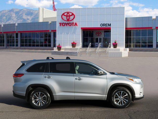used 2018 Toyota Highlander car, priced at $19,192