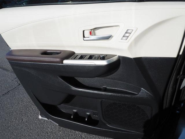 used 2023 Toyota Sienna car, priced at $52,612
