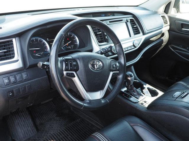 used 2019 Toyota Highlander car, priced at $29,278