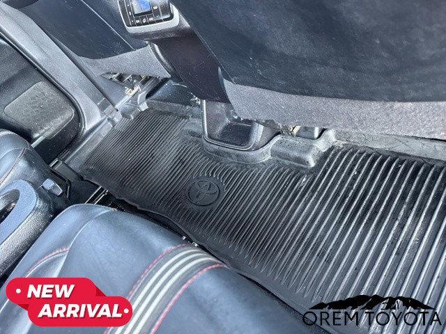 used 2019 Toyota Highlander car