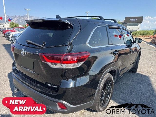 used 2019 Toyota Highlander car
