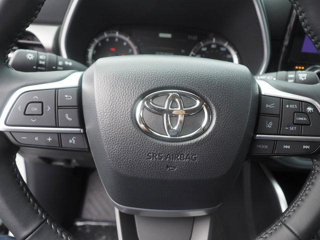 new 2026 Toyota Highlander car, priced at $48,363
