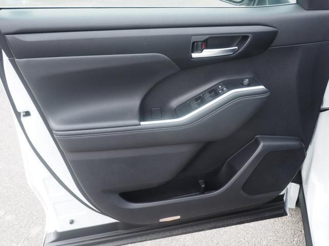 new 2026 Toyota Highlander car, priced at $48,363