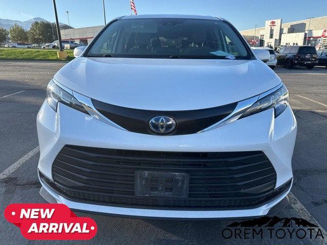 used 2022 Toyota Sienna car, priced at $33,964