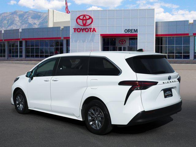 used 2022 Toyota Sienna car, priced at $31,661