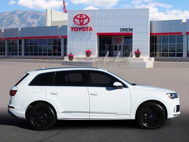 used 2020 Audi Q7 car, priced at $25,216