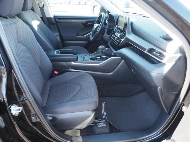 used 2023 Toyota Highlander car, priced at $35,999