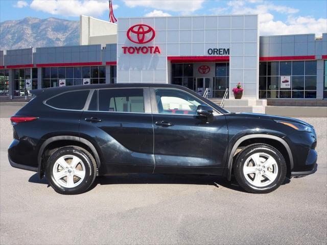 used 2023 Toyota Highlander car, priced at $35,999