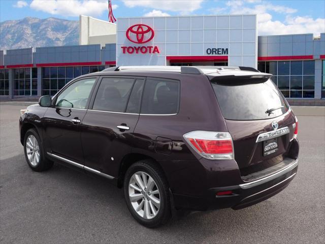 used 2011 Toyota Highlander Hybrid car, priced at $9,990